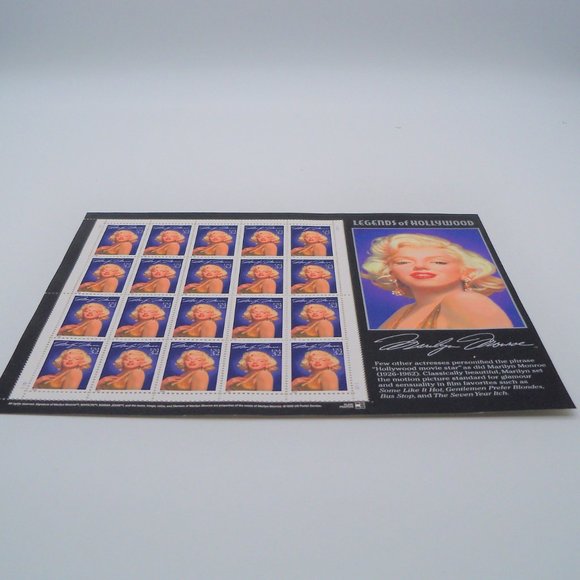 Marilyn Monroe Legend of Hollywood 1995 32 cent Stamp Sheet - Picture 7 of 9